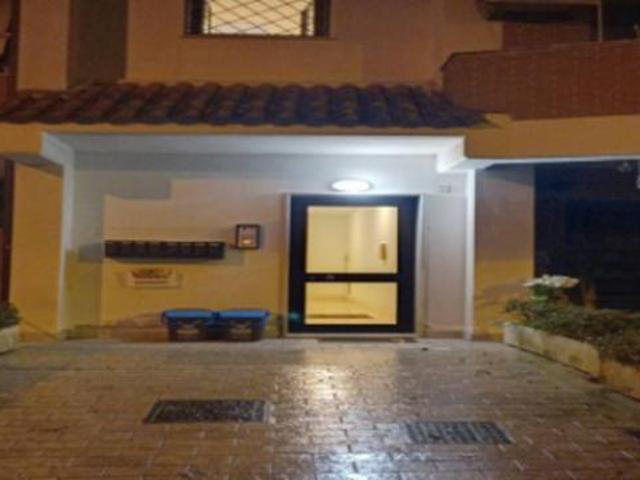 Immobile in asta di 65 m, box auto in vendita a Sutri