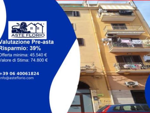 Immobile in asta di 65 m in vendita a Bari