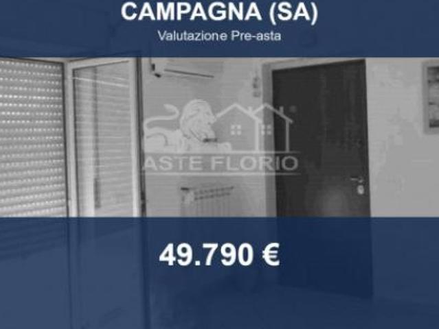 Immobile in asta di 66 m, box auto in vendita a Campagna