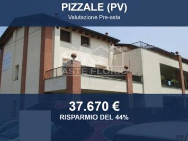 Immobile in asta di 66 m, box auto in vendita a Pizzale