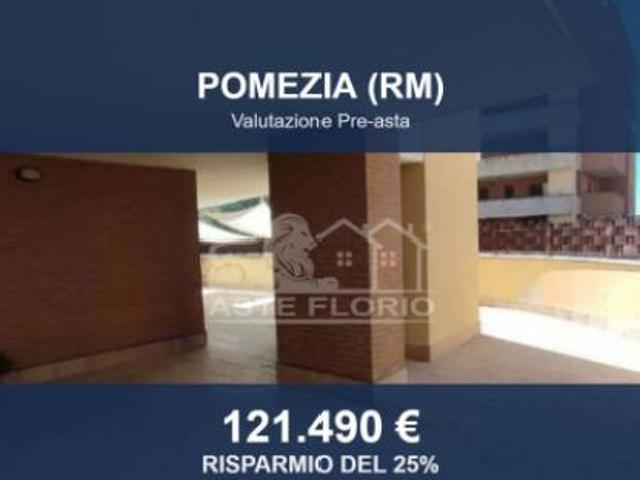 Immobile in asta di 66 m, box auto in vendita a Pomezia