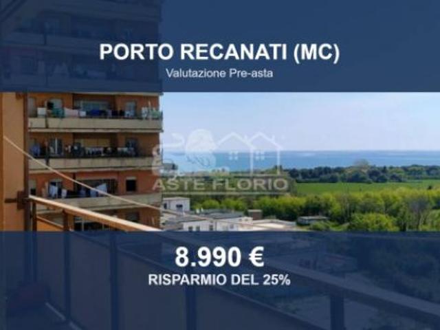 Immobile in asta di 66 m in vendita a Porto Recanati