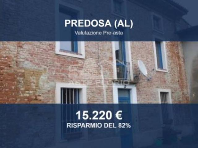 Immobile in asta di 675 m con più di 5 locali in vendita a Predosa