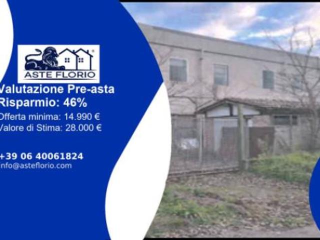 Immobile in asta di 67 m con più di 5 locali in vendita a Tortona