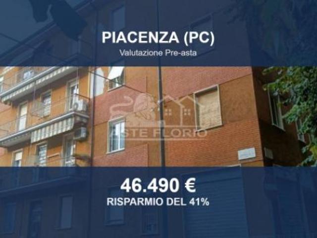 Immobile in asta di 68 m in vendita a Piacenza