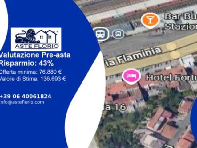Immobile in asta di 60 m con più di 5 locali in vendita a Ancona