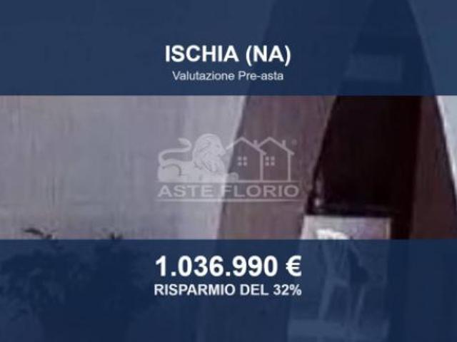 Immobile in asta di 614 m con più di 5 locali in vendita a Ischia