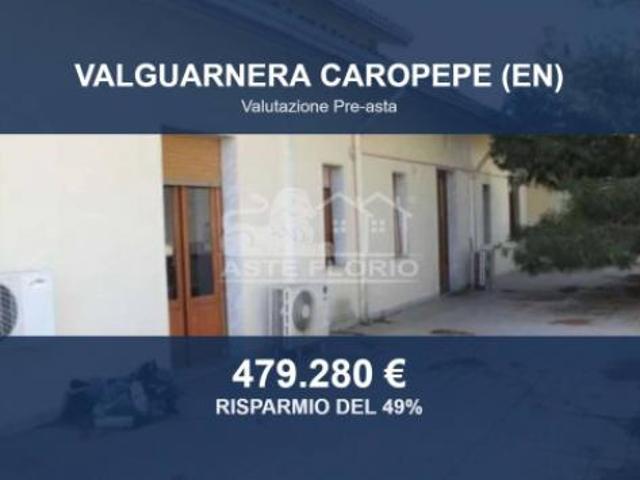 Immobile in asta di 620 m in vendita a Valguarnera Caropepe