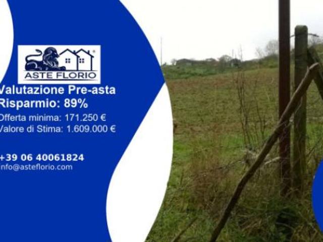 Immobile in asta di 627 m con più di 5 locali in vendita a Enna