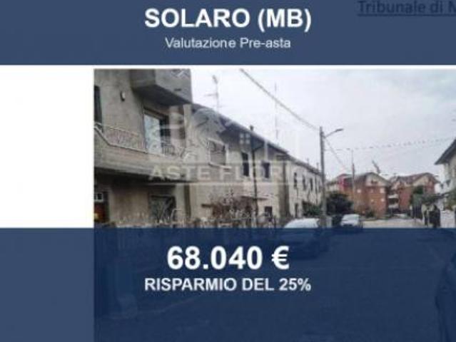 Immobile in asta di 62 m, box auto in vendita a Solaro