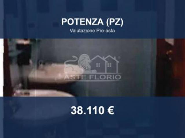 Immobile in asta di 743 m in vendita a Potenza