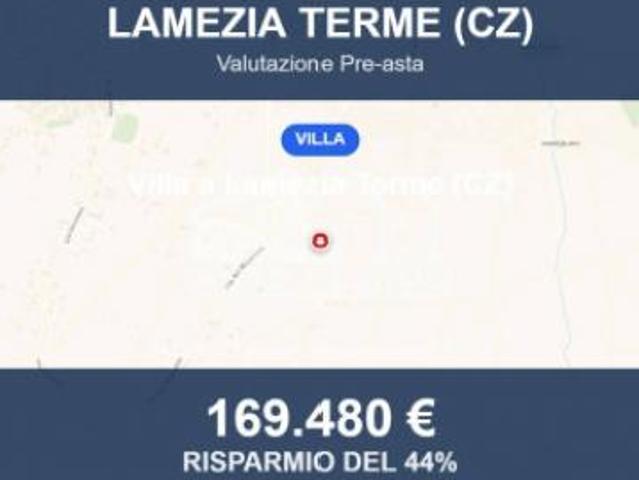 Immobile in asta di 744 m con più di 5 locali e box auto in vendita a Lamezia Terme