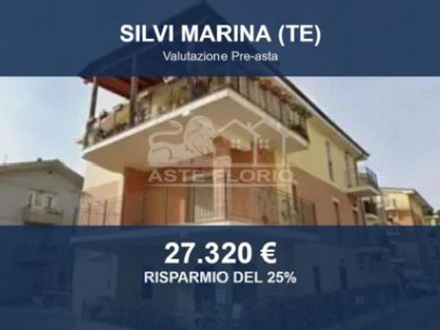 Immobile in asta di 74 m, box auto in vendita a Silvi