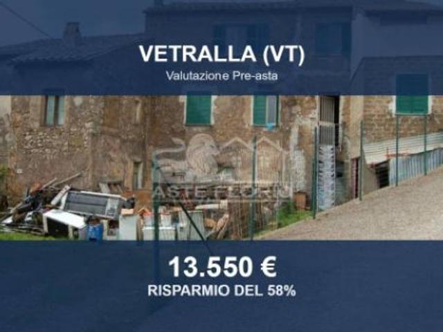 Immobile in asta di 74 m, box auto in vendita a Vetralla