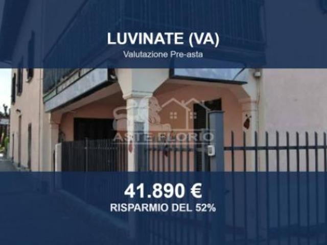 Immobile in asta di 74 m in vendita a Luvinate