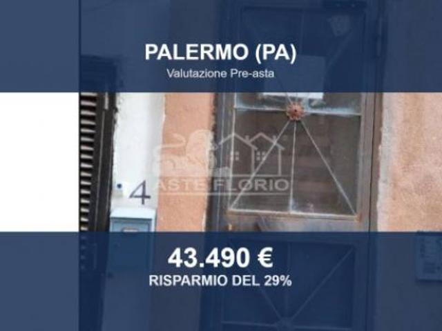 Immobile in asta di 74 m in vendita a Palermo