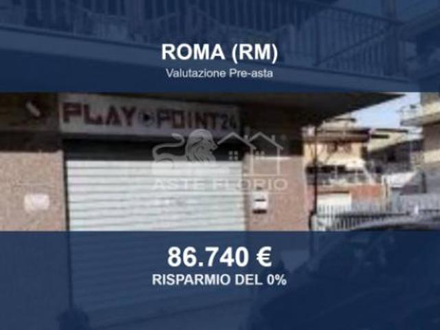 Immobile in asta di 74 m in vendita a Roma