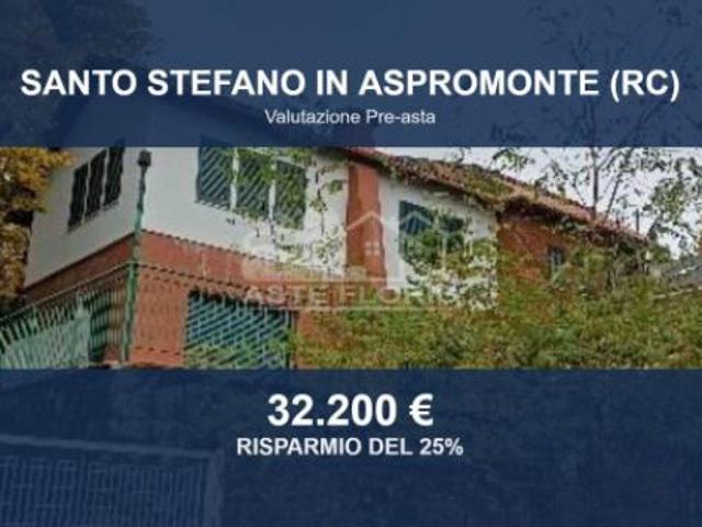Immobile in asta di 74 m in vendita a Santo Stefano in Aspromonte