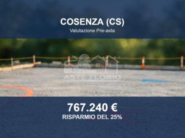 Immobile in asta di 7500 m in vendita a Cosenza