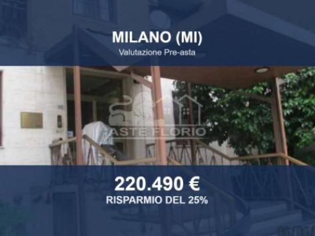 Immobile in asta di 75 m, box auto in vendita a Milano