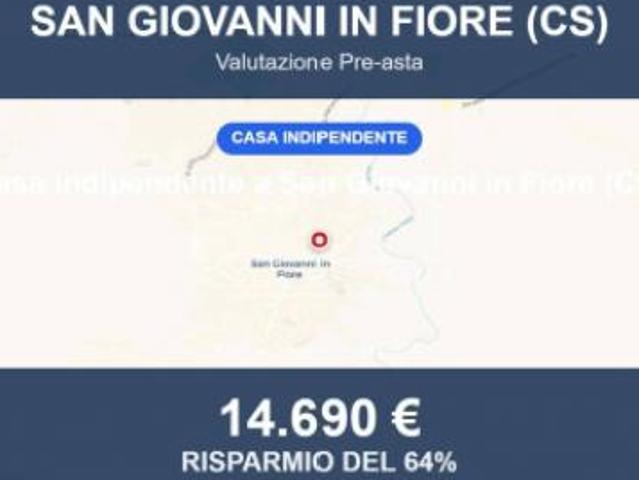 Immobile in asta di 75 m, box auto in vendita a San Giovanni in Fiore