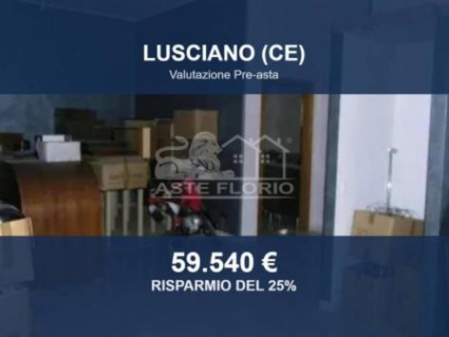 Immobile in asta di 75 m in vendita a Lusciano