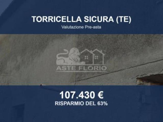 Immobile in asta di 760 m in vendita a Torricella Sicura