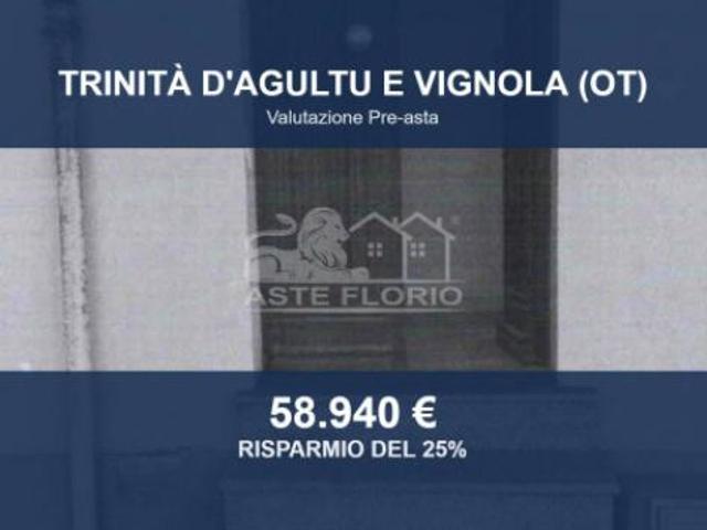 Immobile in asta di 77 m in vendita a Trinit d'Agultu e Vignola