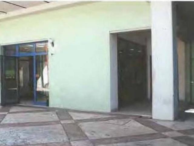 Immobile in asta di 78 m con più di 5 locali in vendita a Terni
