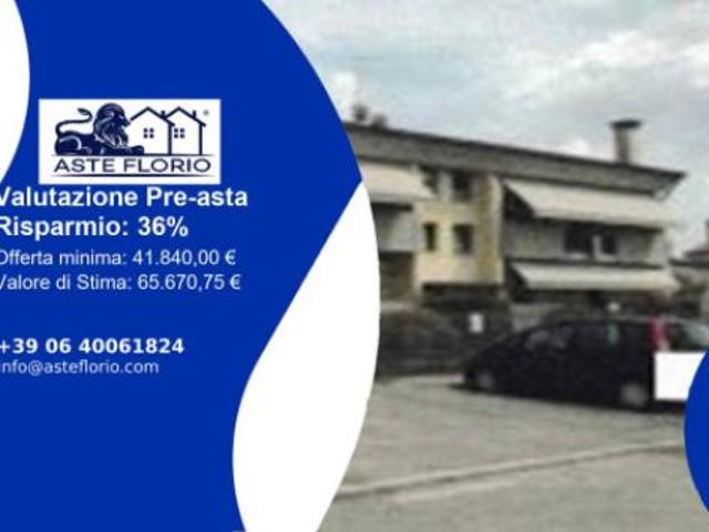 Immobile in asta di 78 m, box auto doppio in vendita a San Giorgio delle Pertiche
