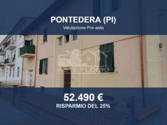 Immobile in asta di 78 m, box auto in vendita a Pontedera