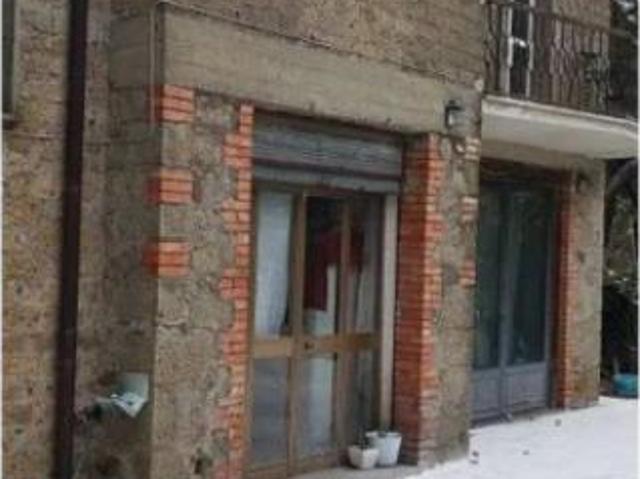 Immobile in asta di 78 m in vendita a Montefiascone