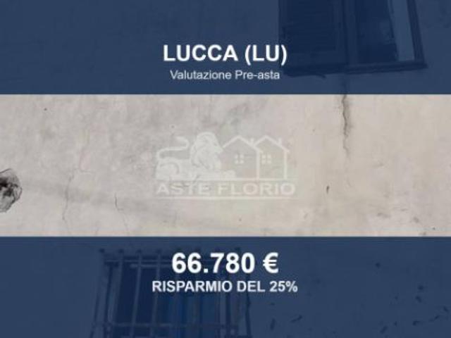 Immobile in asta di 78 m in vendita a Lucca