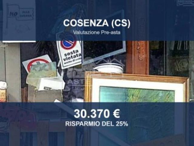 Immobile in asta di 70 m in vendita a Cosenza