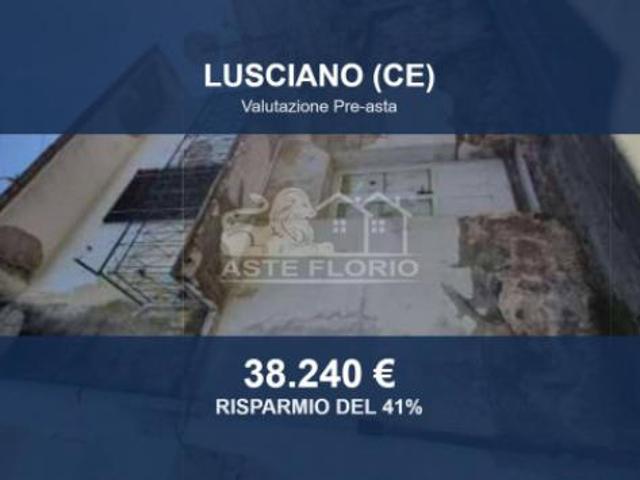 Immobile in asta di 70 m in vendita a Lusciano