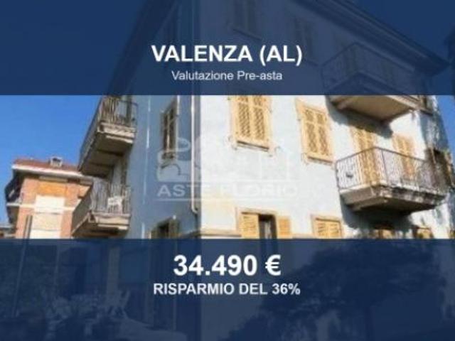 Immobile in asta di 70 m in vendita a Valenza