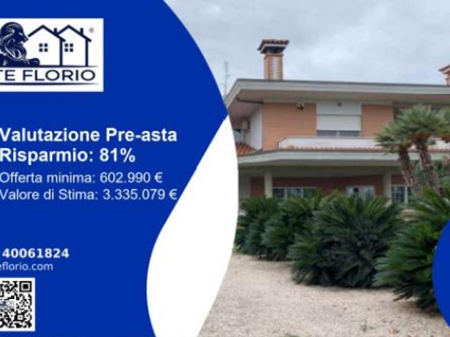 Immobile in asta di 720 m, box auto in vendita a Sabaudia
