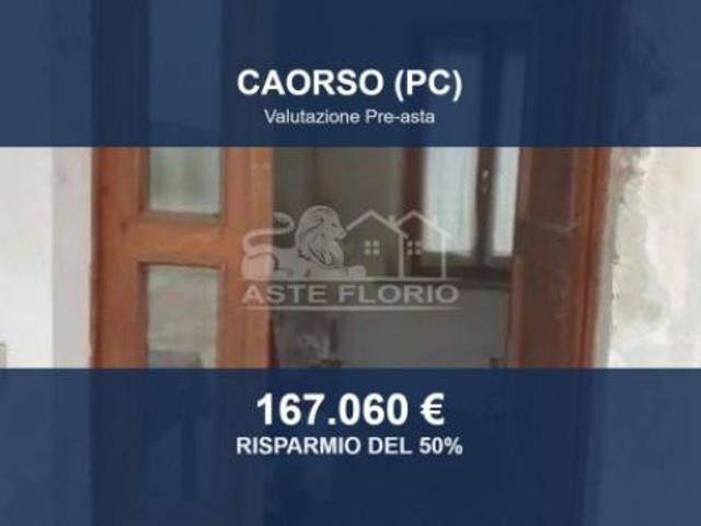 Immobile in asta di 724 m con più di 5 locali in vendita a Caorso