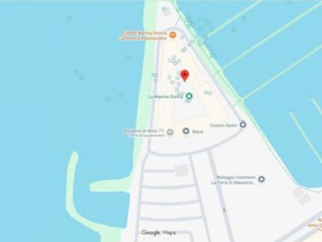 Immobile in asta di 729 m con più di 5 locali in vendita a Ancona