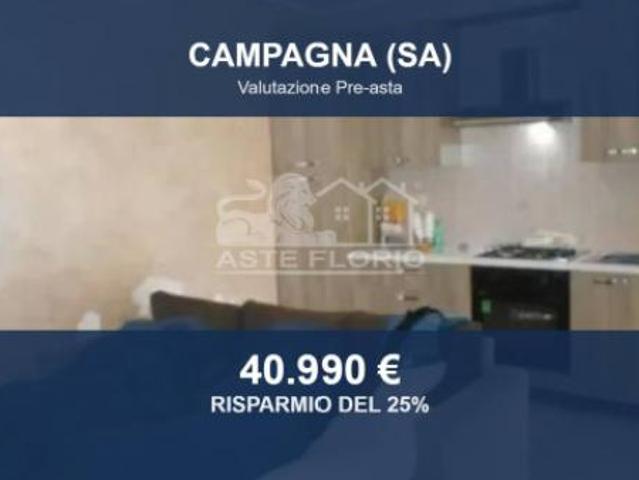 Immobile in asta di 72 m, box auto in vendita a Campagna