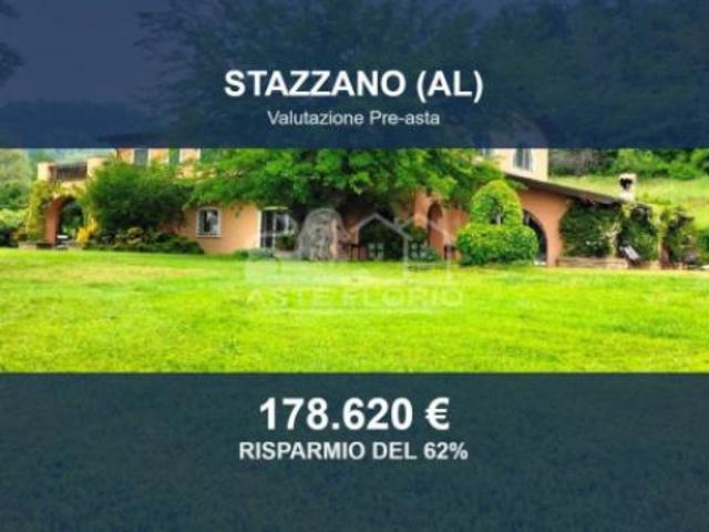 Immobile in asta di 735 m, box auto in vendita a Stazzano