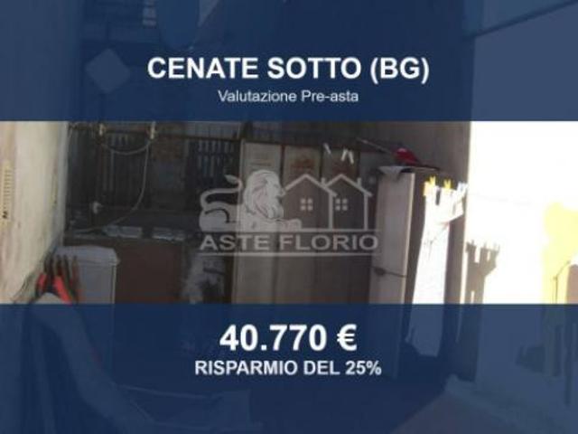 Immobile in asta di 73 m, box auto in vendita a Cenate Sotto
