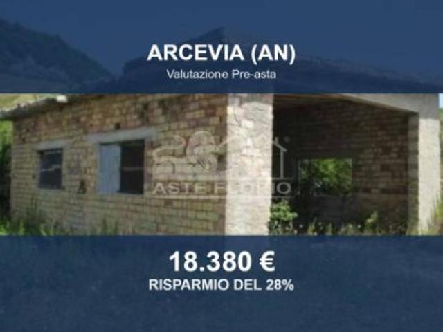 Immobile in asta di 84754 m in vendita a Arcevia