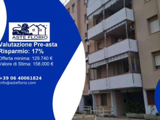 Immobile in asta di 84 m, box auto in vendita a Grosseto