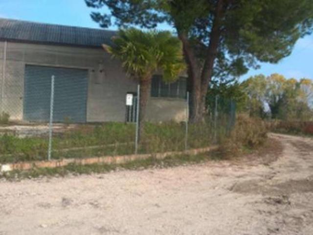 Immobile in asta di 9 m con più di 5 locali in vendita a Fermo