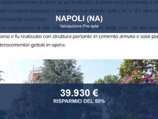 Immobile in asta di 86 m in vendita a Napoli