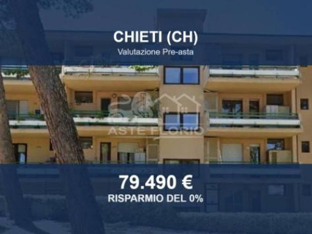Immobile in asta di 87 m con più di 5 locali in vendita a Chieti