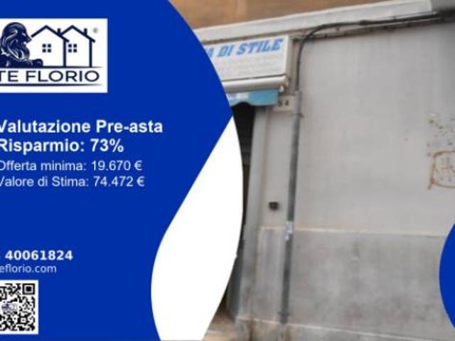 Immobile in asta di 87 m con più di 5 locali in vendita a Bari