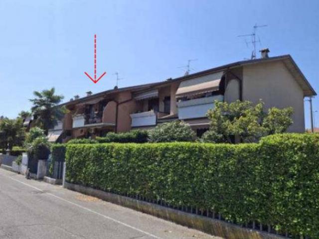 Immobile in asta di 87 m, box auto in vendita a Chignolo d'Isola