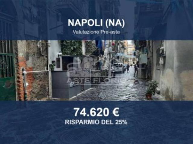Immobile in asta di 87 m in vendita a Napoli